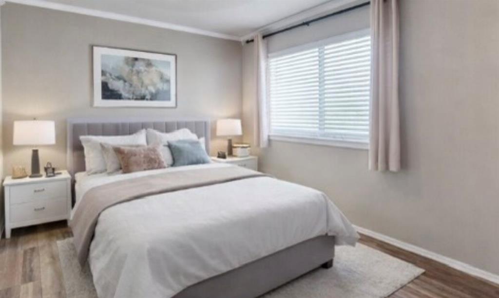 Cedar Creek Twnhms - Residential