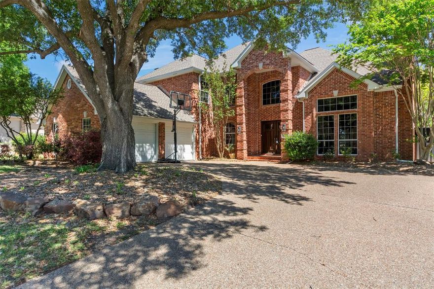 Welcome to this amazing 5 bedroom, 3 bath home in beautiful Hills Creek of Stoneridge Ranch. This home is designed with comfortable family living in mind. The functional layout features a large living area that opens to the kitchen and dining space, creating a central gathering area for everyday moments, meals, and entertaining. The kitchen offers ample cabinet storage and counter space, ideal for busy households. The primary suite provides a private retreat with an en-suite bathroom and walk-in closet. Additional bedrooms are well-sized and offer flexibility for family, friends, or a home office, with a layout that supports a variety of needs. The second floor adds separation and additional living space, suitable for a game room, media area, or study zone. The backyard provides room for outdoor play, pets, or future enhancements. Conveniently located near schools, parks, shopping, and dining, with access to major roadways for commuting you won't want to miss this one -- Schedule your private tour today!