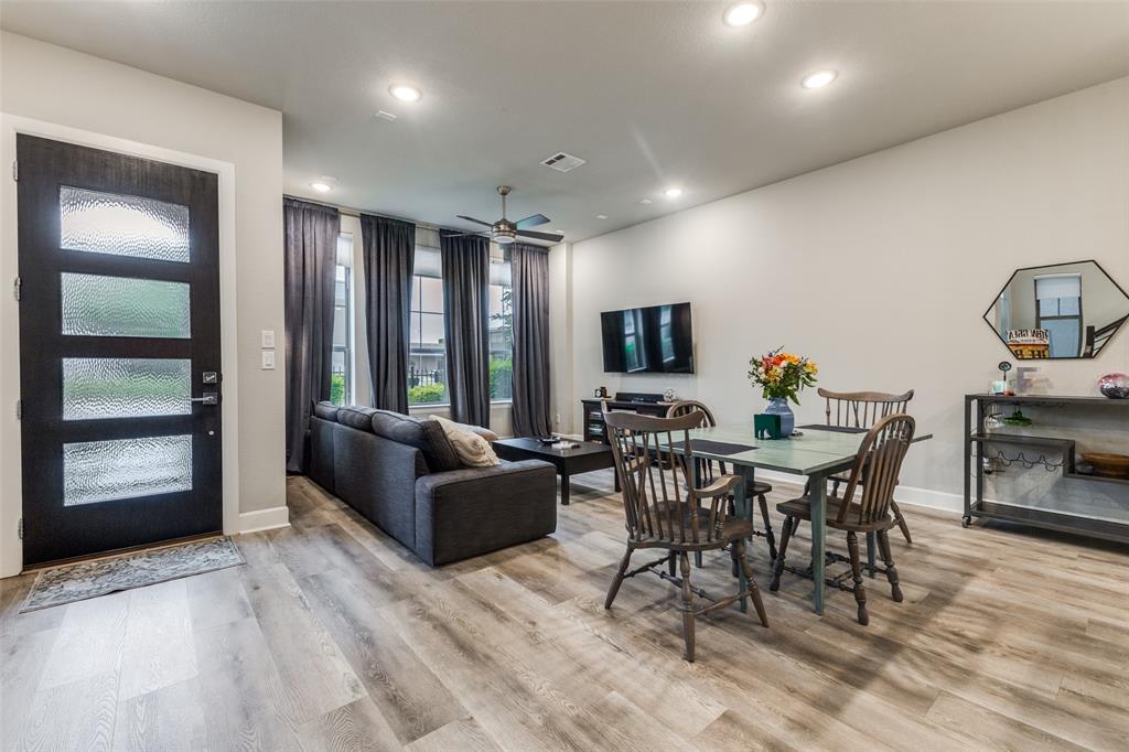 7129 Laurel Ridge