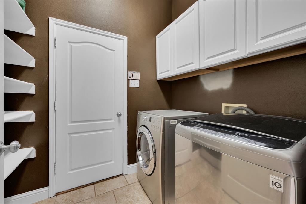 Hill Crest Phii - Residential