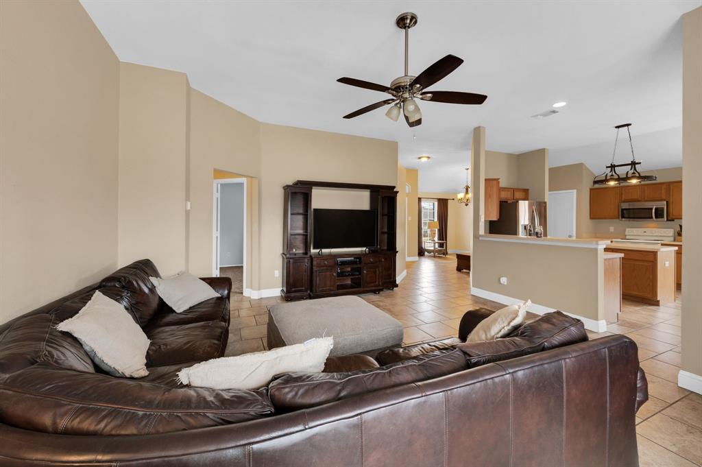 Hill Crest Phii - Residential