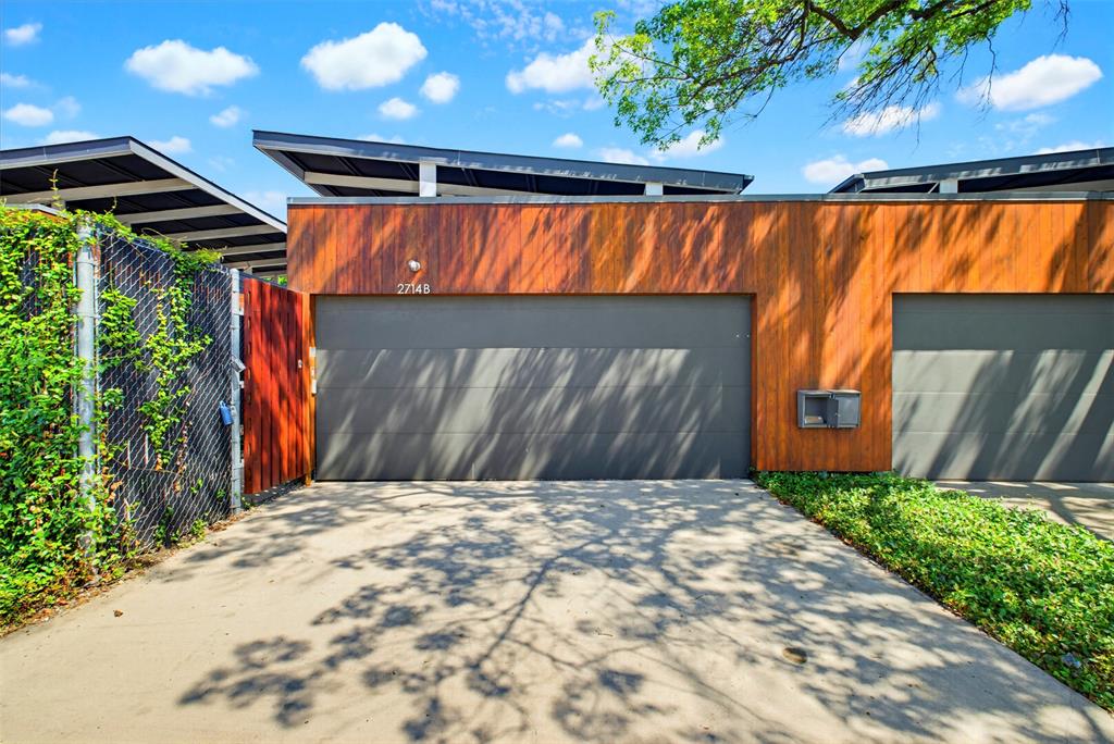 J D Cullums Oak Lawn - Residential