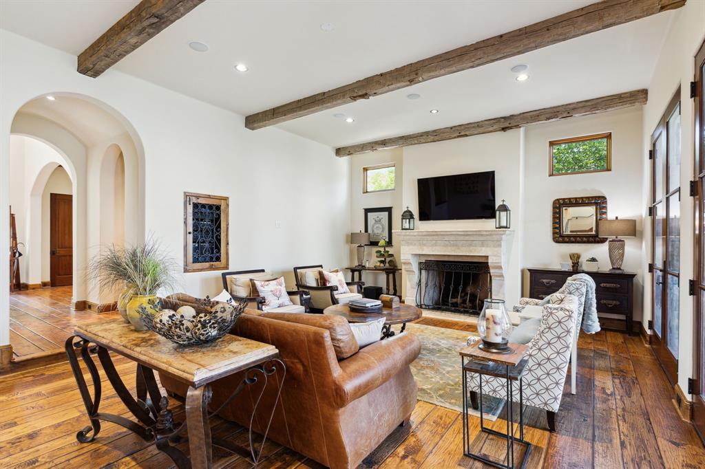 CARUTH HILLS 2 - Residential