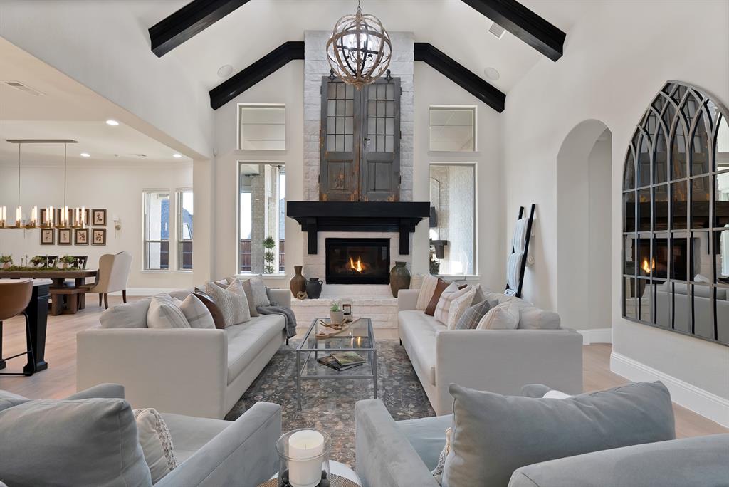 4005 Hollywood Park Court