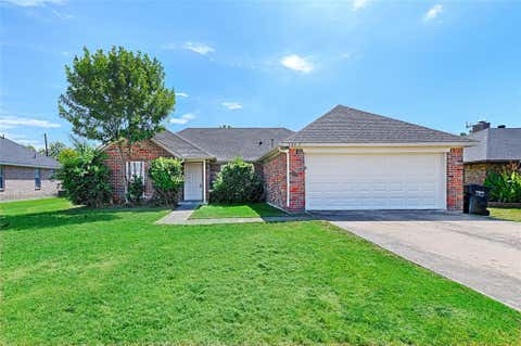 Photo of 5003 Canton Street, Greenville, TX 75402 (MLS # 21362660)