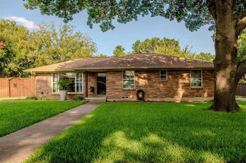 A home in DeSoto