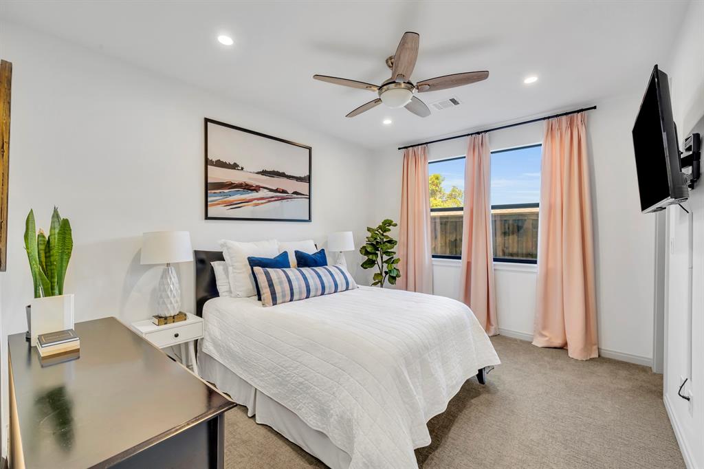 White Rock North 04 Instl - Residential