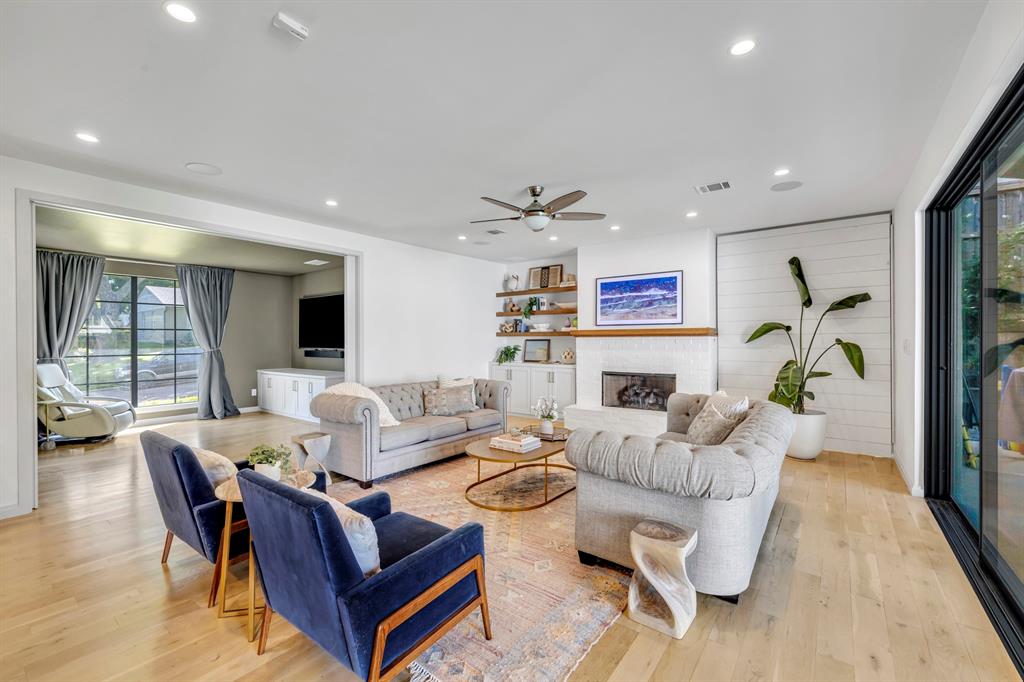 White Rock North 04 Instl - Residential