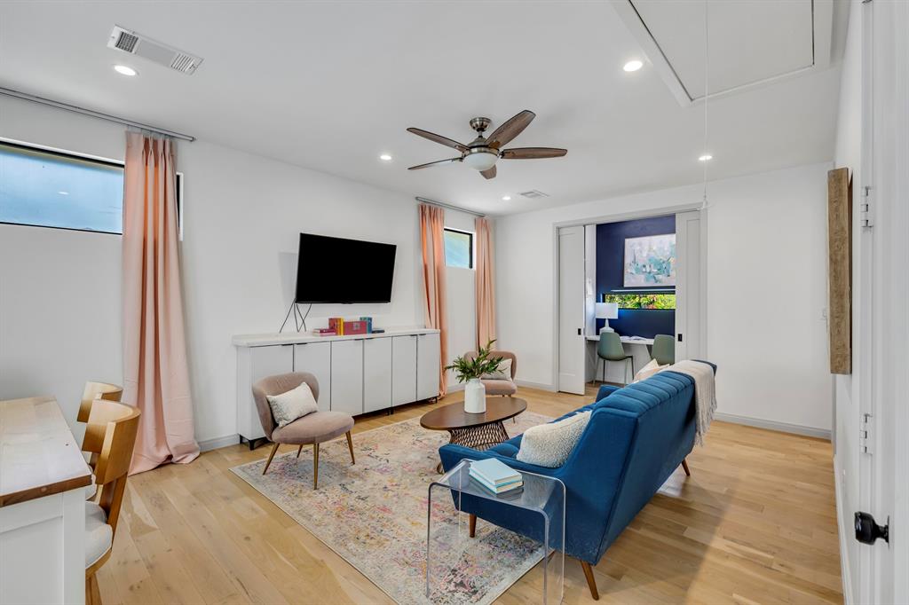 White Rock North 04 Instl - Residential