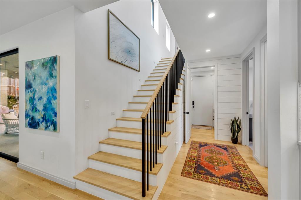 White Rock North 04 Instl - Residential