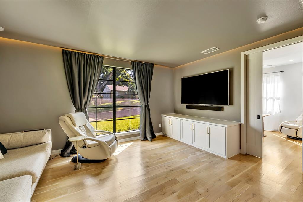 White Rock North 04 Instl - Residential