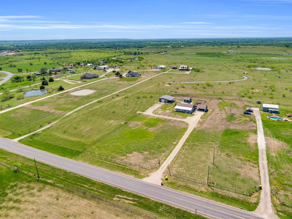 386 J A GAONA & 588 T B JACKSON - Residential