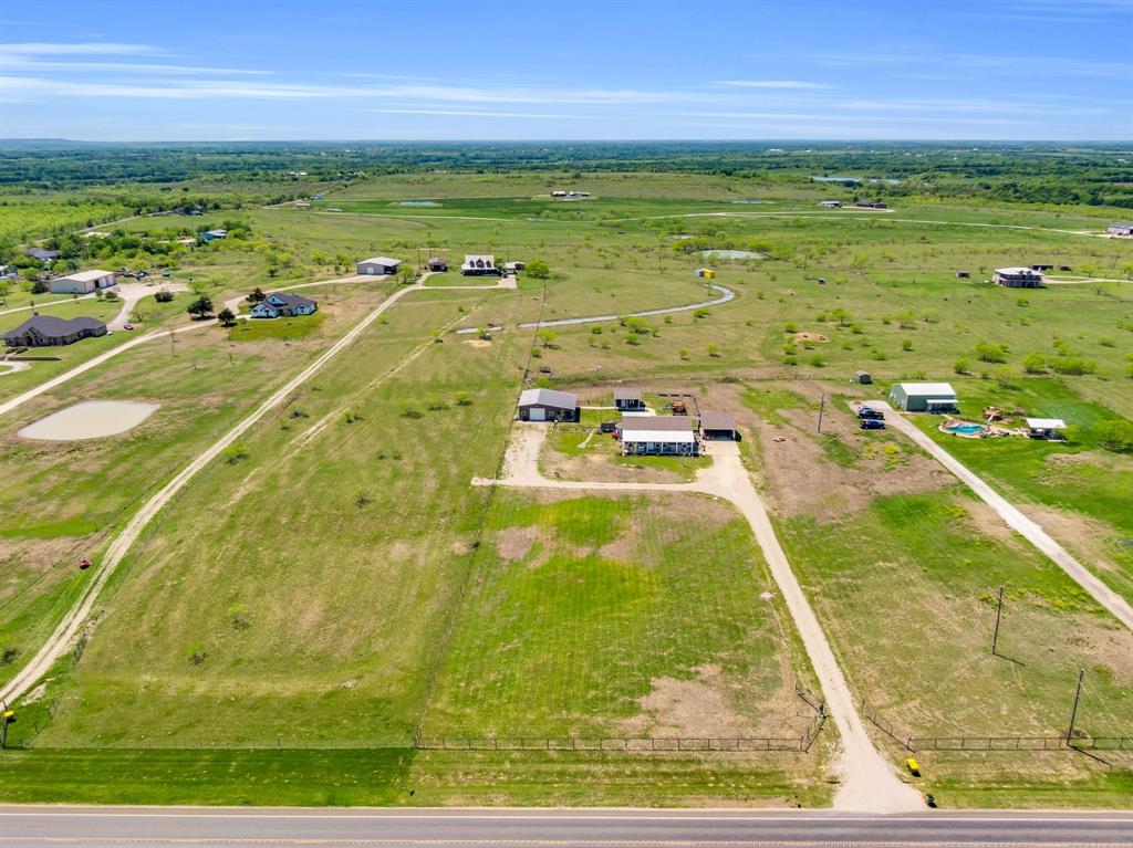 386 J A GAONA & 588 T B JACKSON - Residential