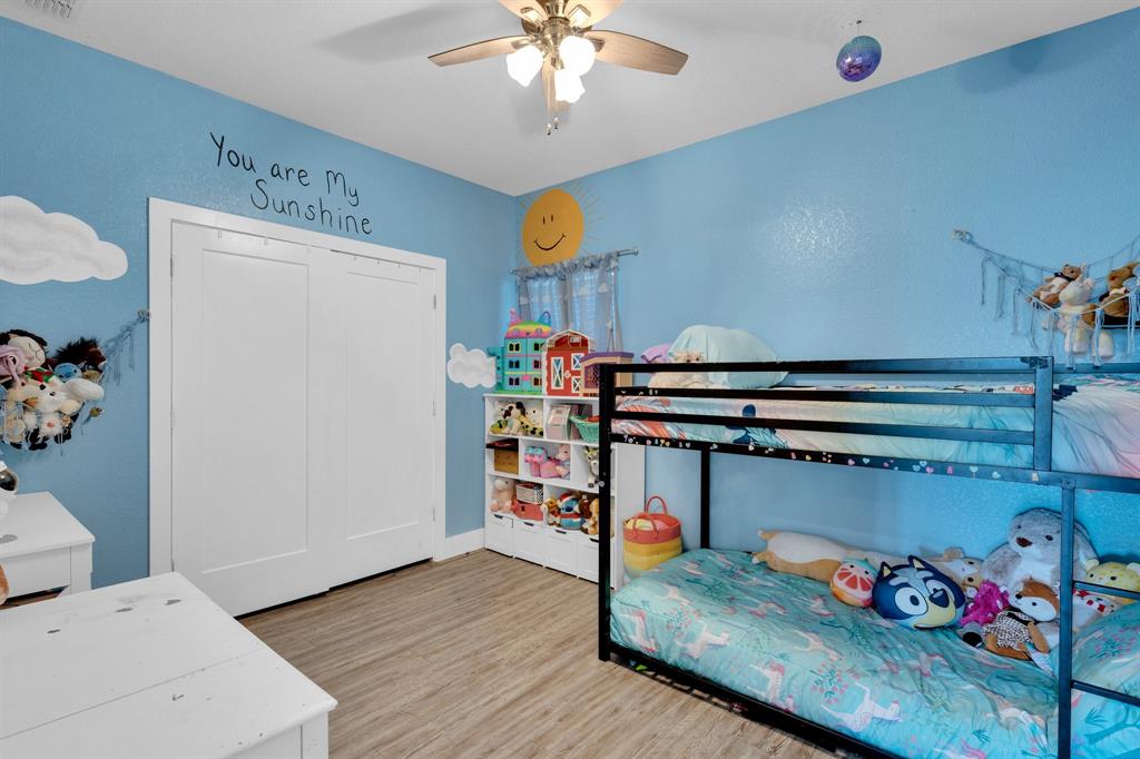 386 J A GAONA & 588 T B JACKSON - Residential