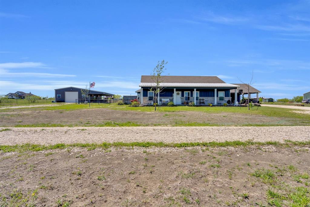 386 J A GAONA & 588 T B JACKSON - Residential