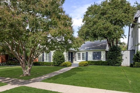 Tiny photo for 4684 S Versailles Avenue, Highland Park, TX 75209 (MLS # 21079952)