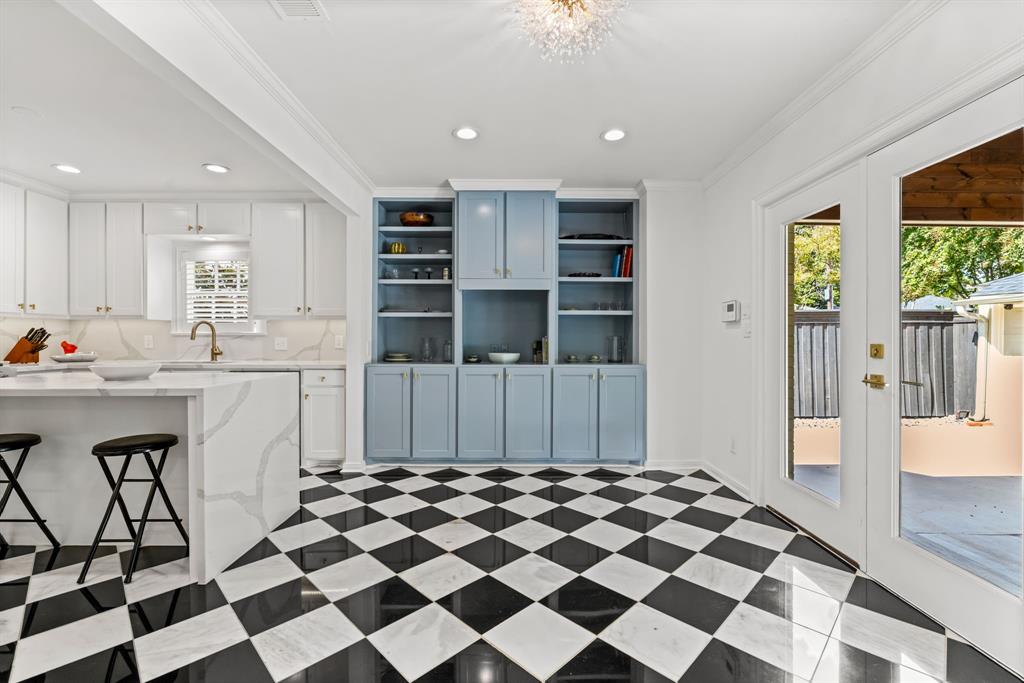 Highland Park West 09 Instl - Residential