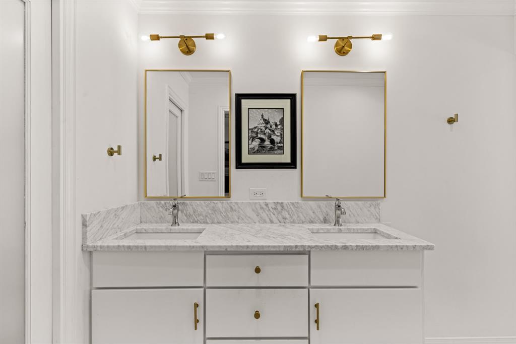 Highland Park West 09 Instl - Residential