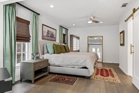 Tiny photo for 4684 S Versailles Avenue, Highland Park, TX 75209 (MLS # 21079952)