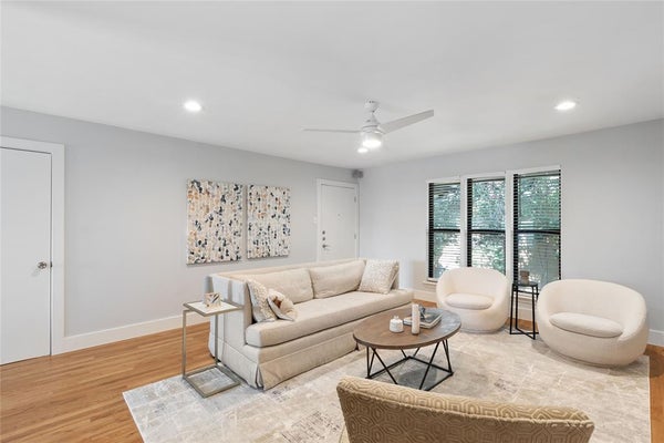 10727 VILLAGER RD APT C, DALLAS, TX 75230 - Image d1149beda1b437516f70a58c59ea7d97/4096685516