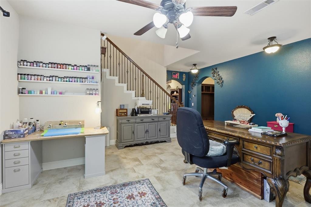 1385 Litchfield Lane