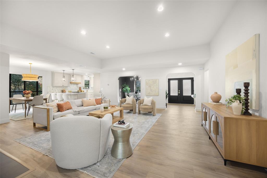 9911 Glen Canyon Drive