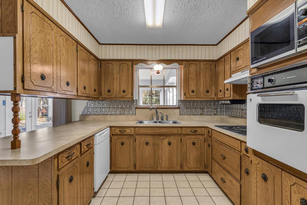 Country Air Estate - Residential