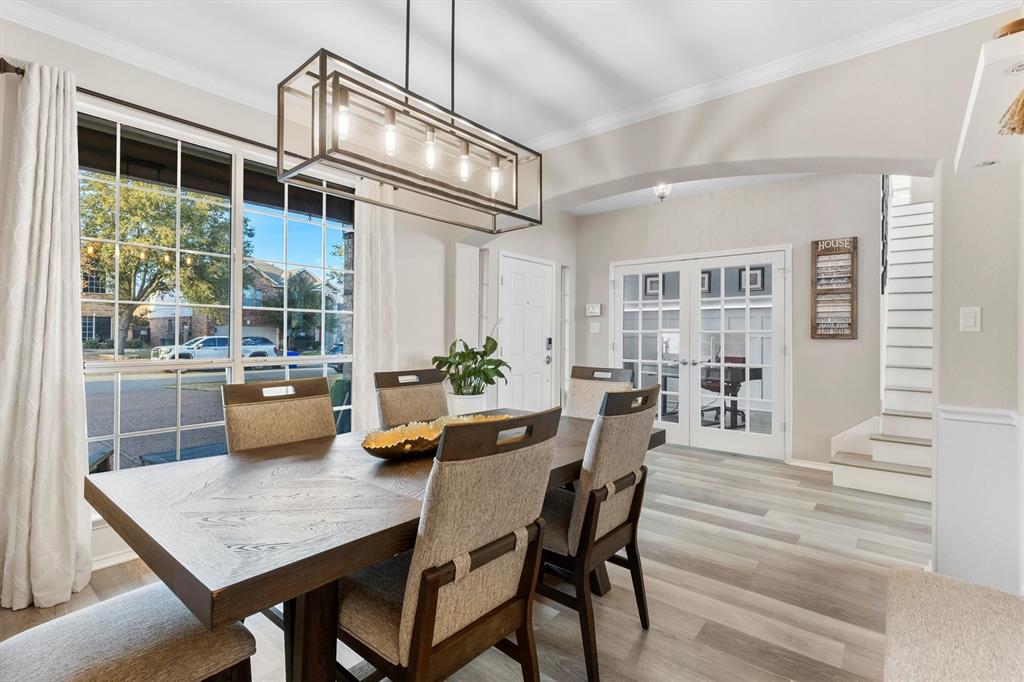 310 Dover Heights Trail