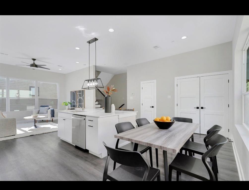 Ross Ave Heights - Residential Lease