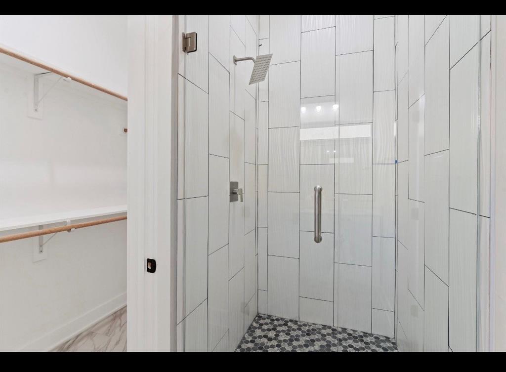 Ross Ave Heights - Residential Lease