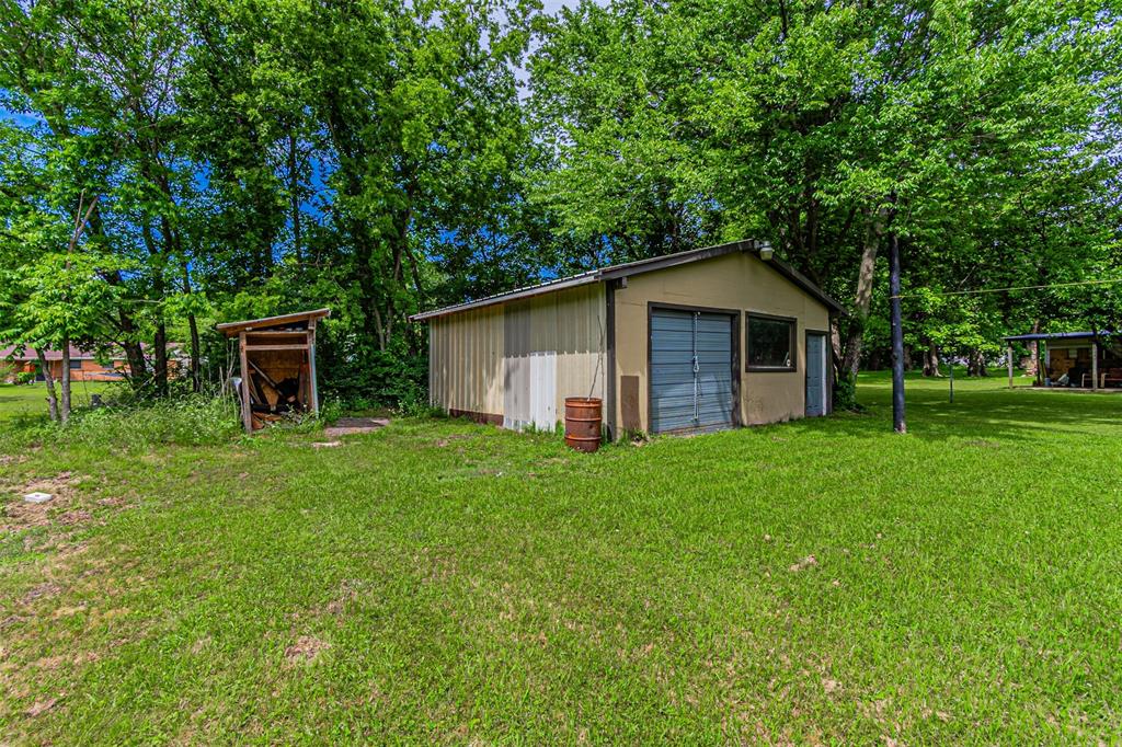 Town  Sulphur  Springs - Residential