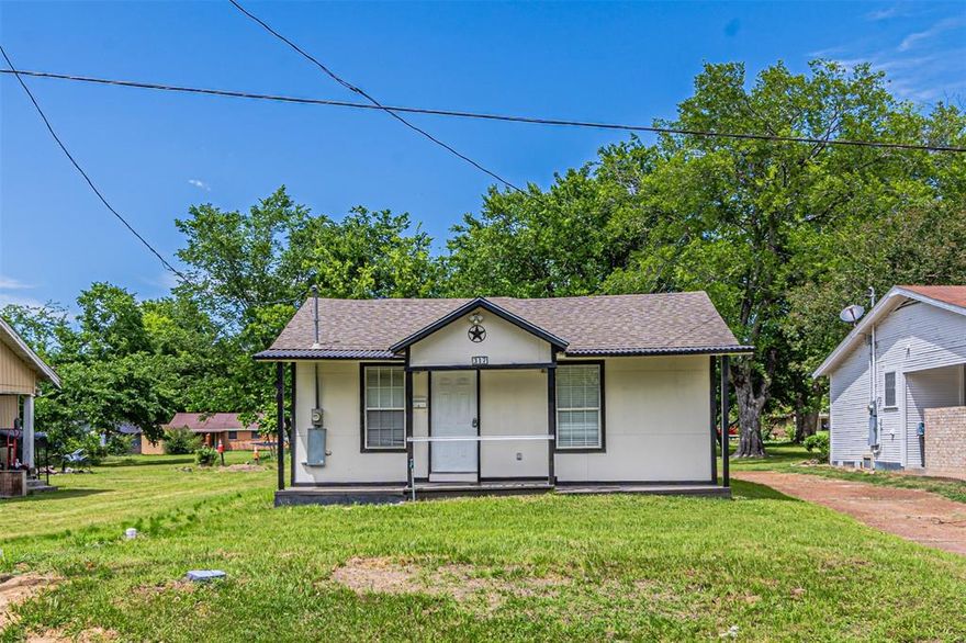 Very beautiful home near downtown Sulphur Springs, conveniently located near Interstate 30, with a newly built storage building.
