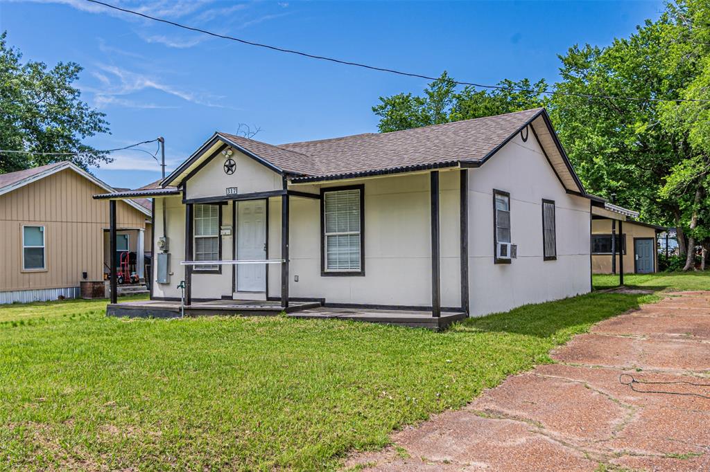 Town  Sulphur  Springs - Residential