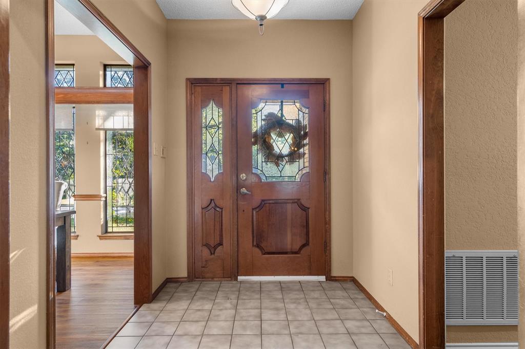 1142 Misty Oak Lane