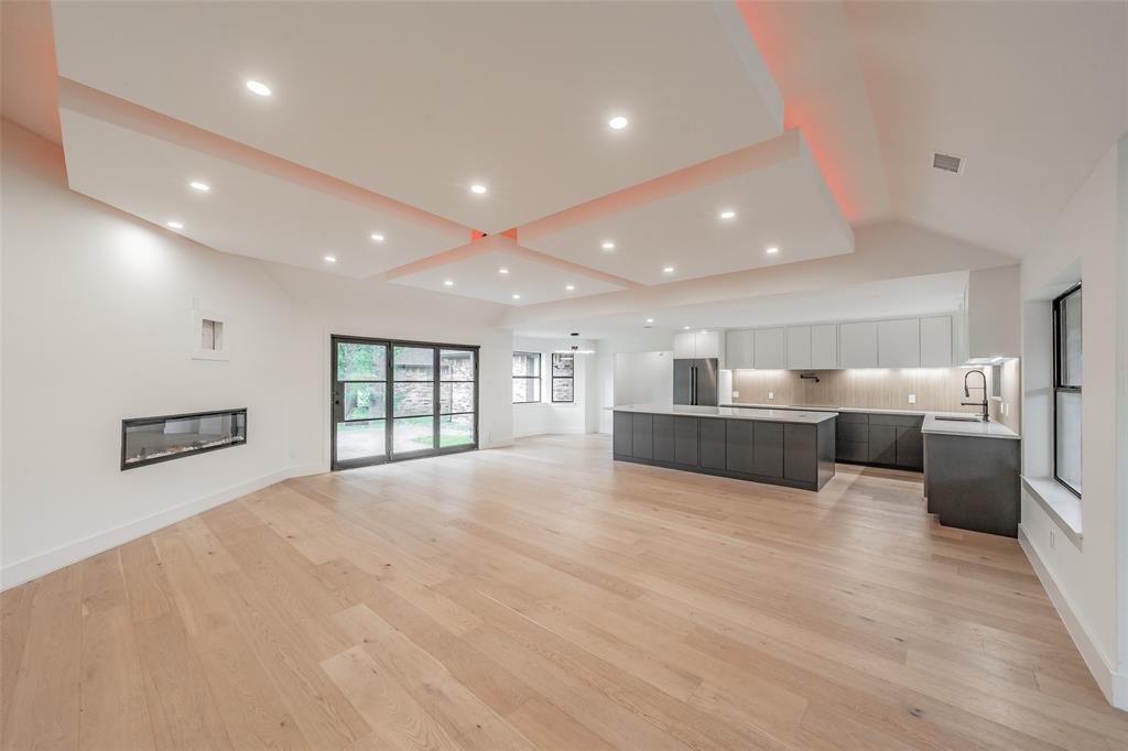 8048 Green Valley Drive