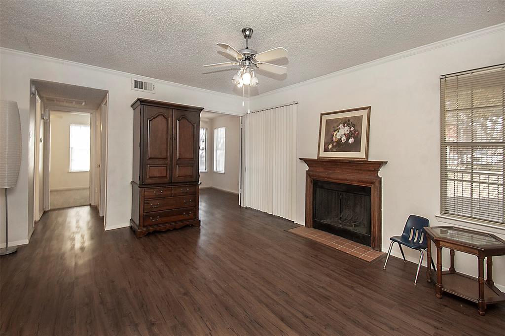 Prestonwood Green Condos - Residential