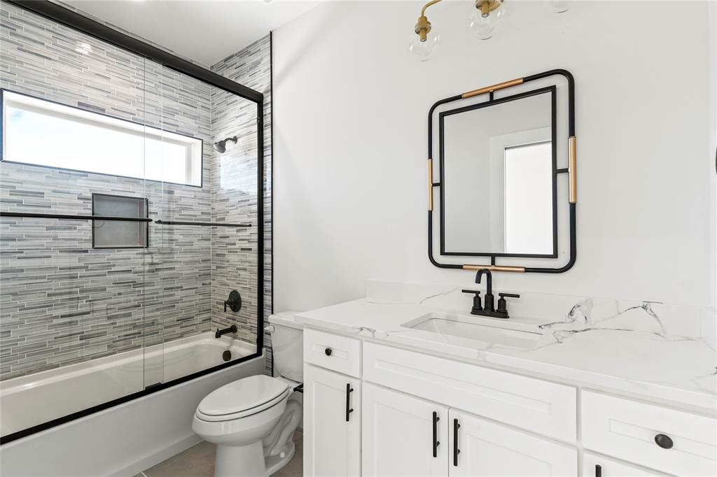 ERVAY PLACE - Residential