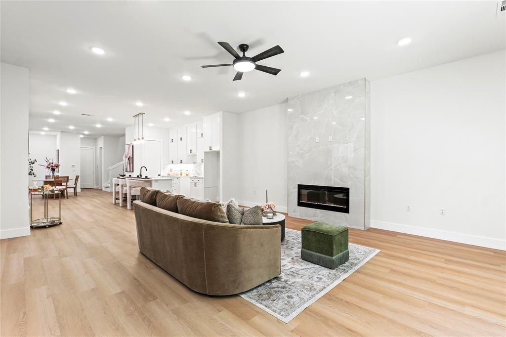 ERVAY PLACE - Residential