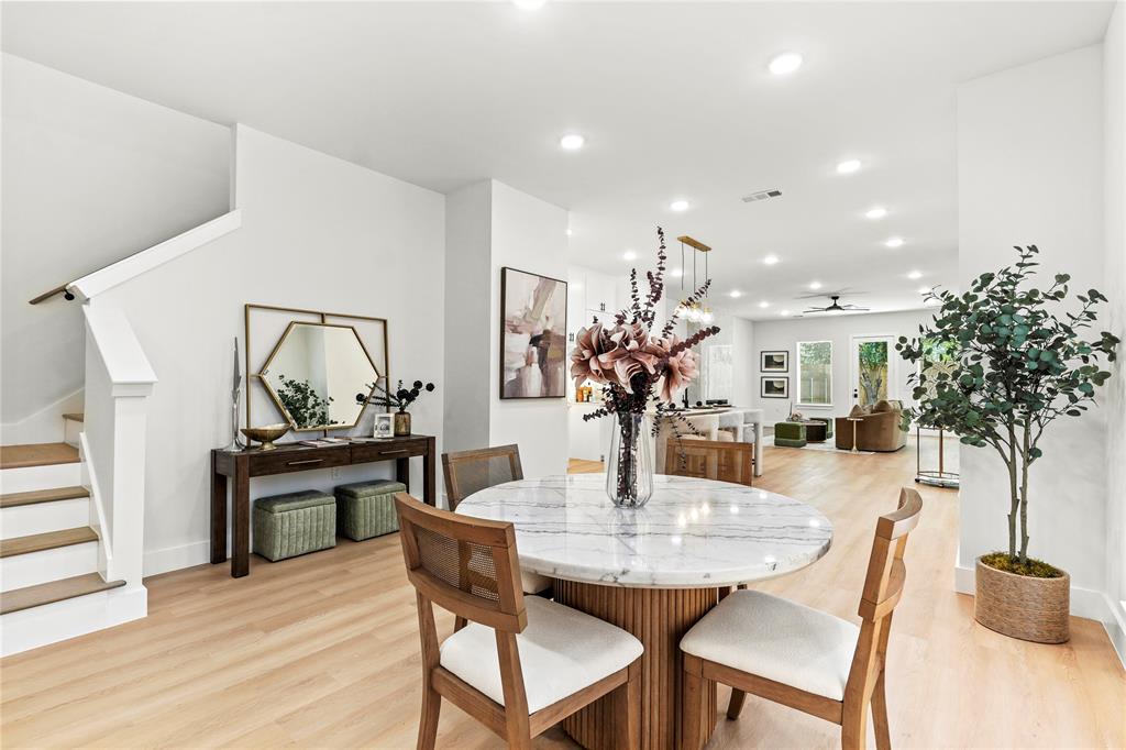 ERVAY PLACE - Residential