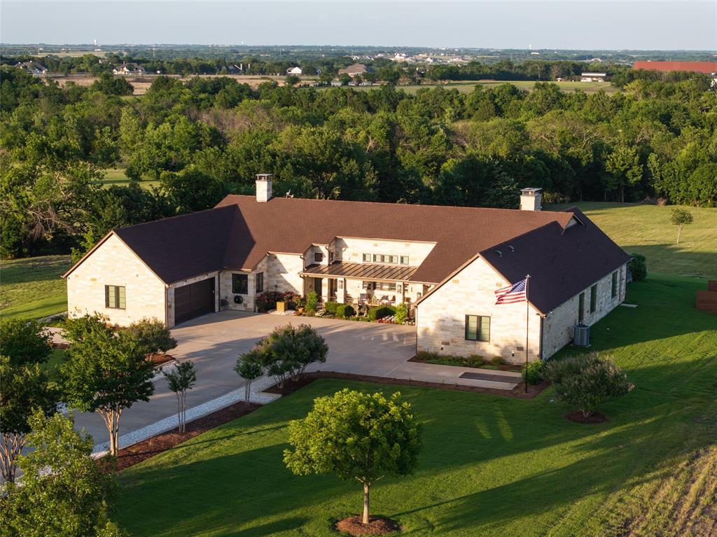 1880 Lone Star Road