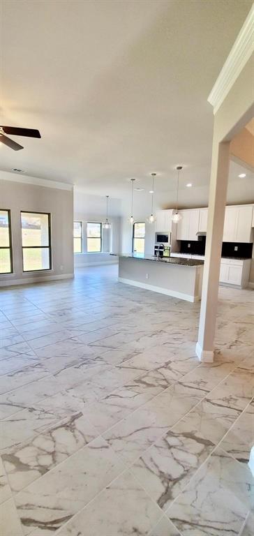 906 Maxine Drive