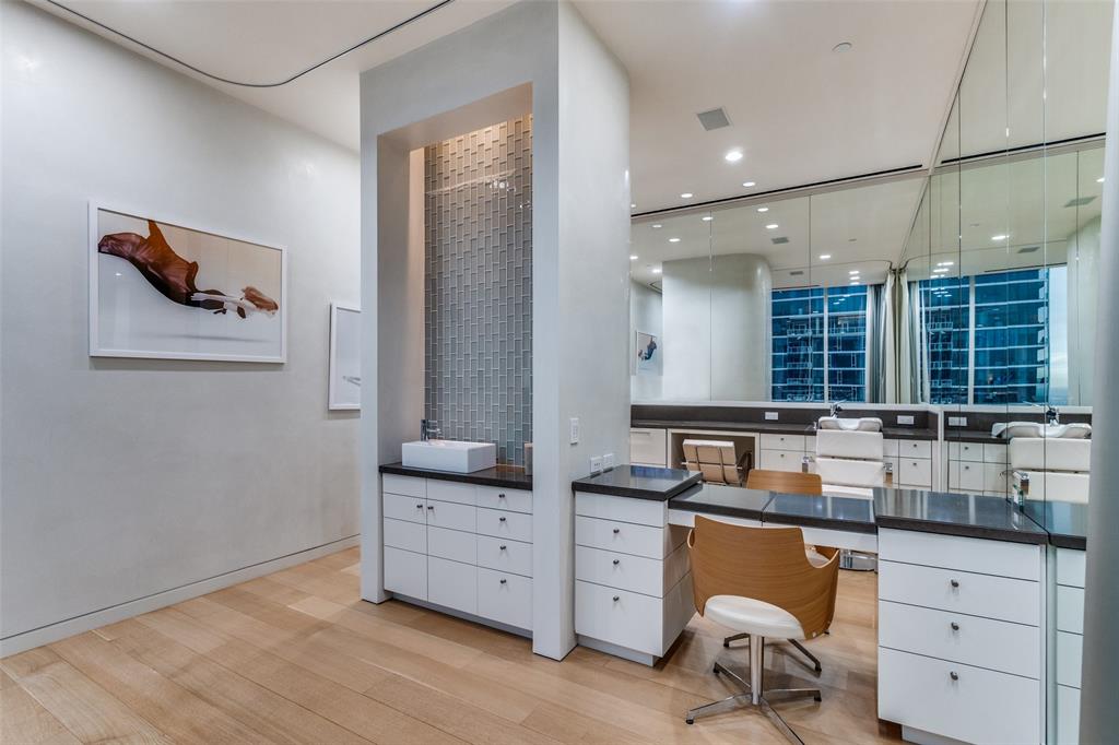 Residences W North Tower - Residential