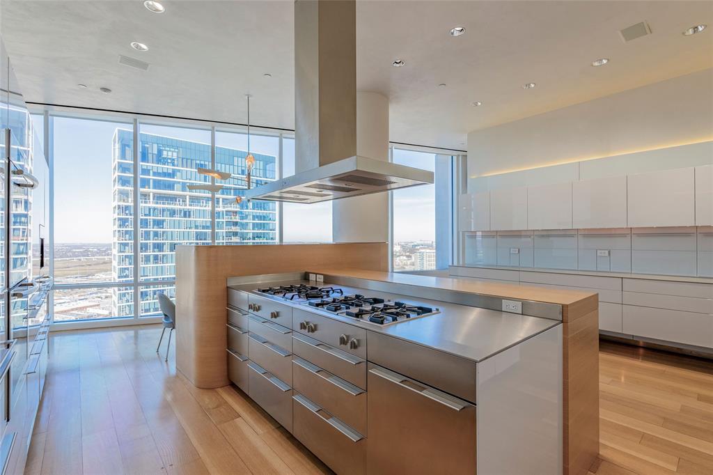 Residences W North Tower - Residential