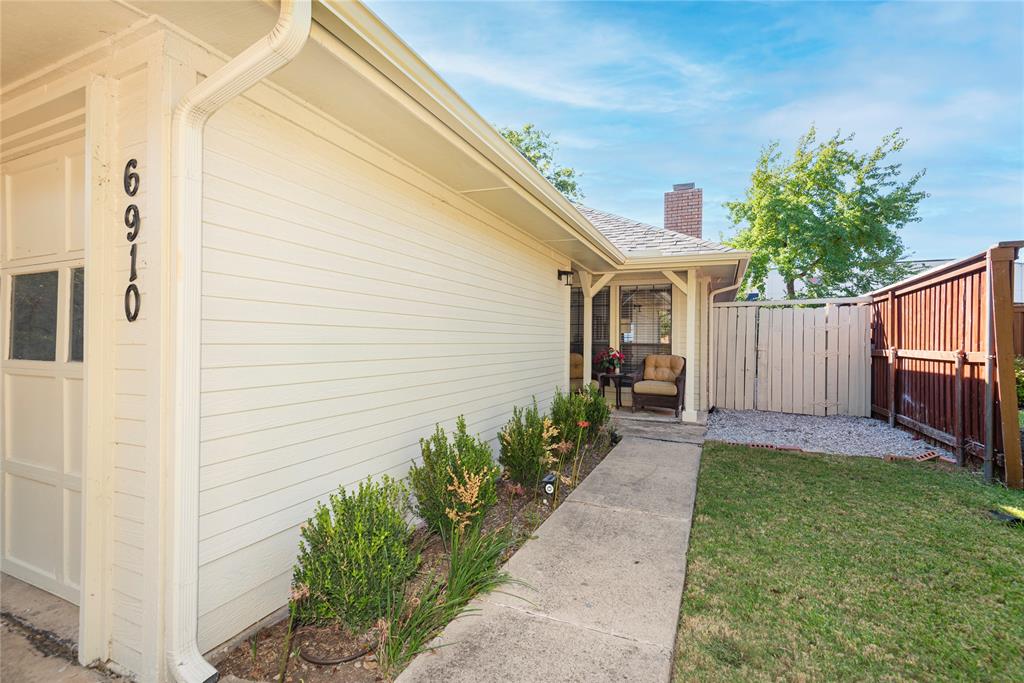 6910 Winding Creek Court