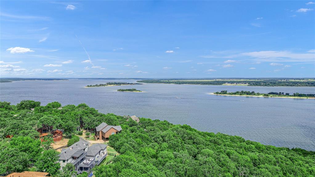 Russwood on the Lake - Residential