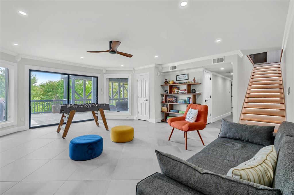 Russwood on the Lake - Residential