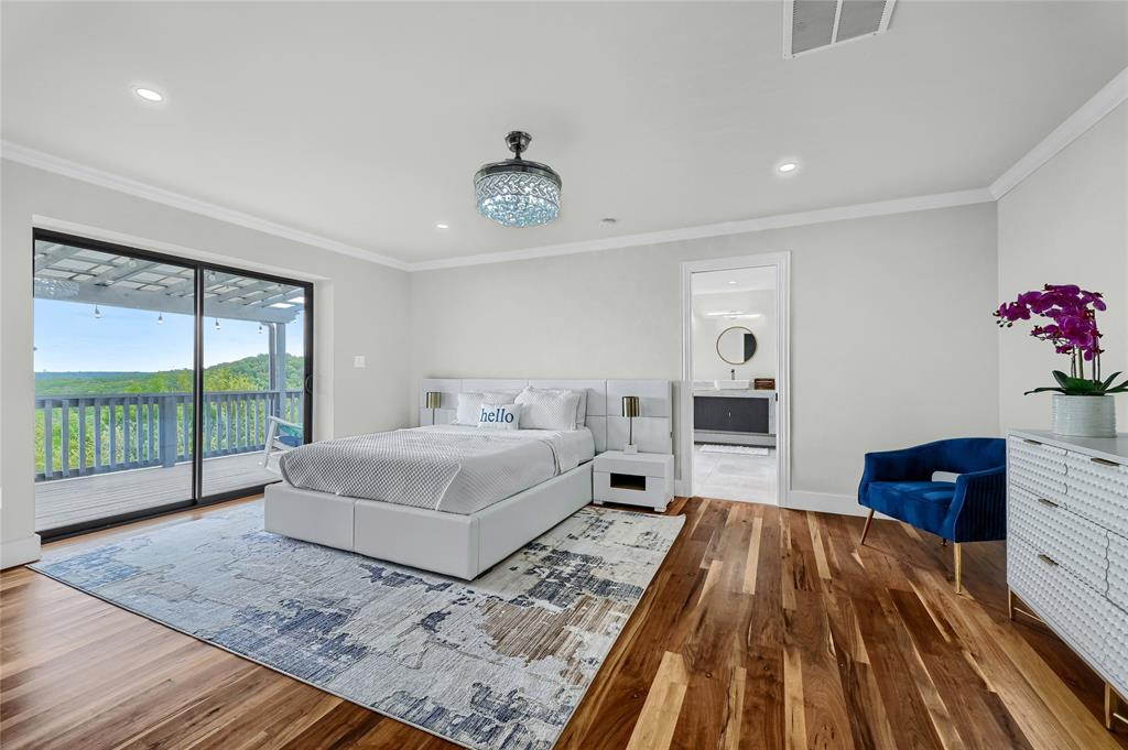 Russwood on the Lake - Residential