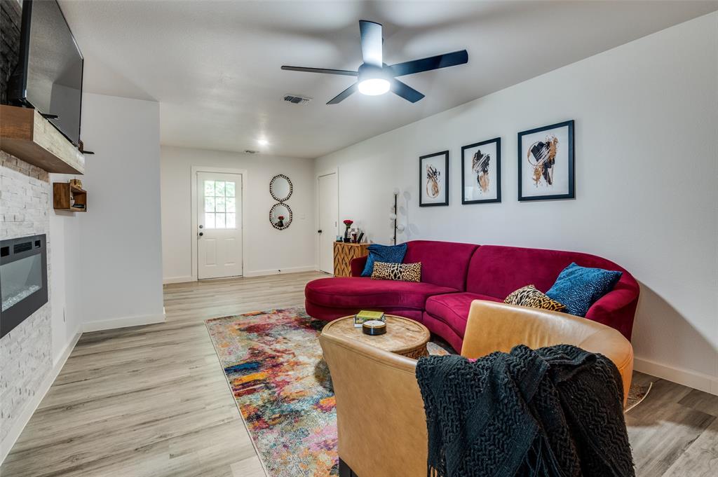 5921 Spring Glen Drive