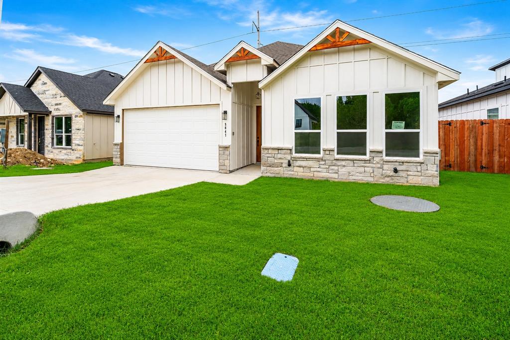 5847 Black Pine Circle