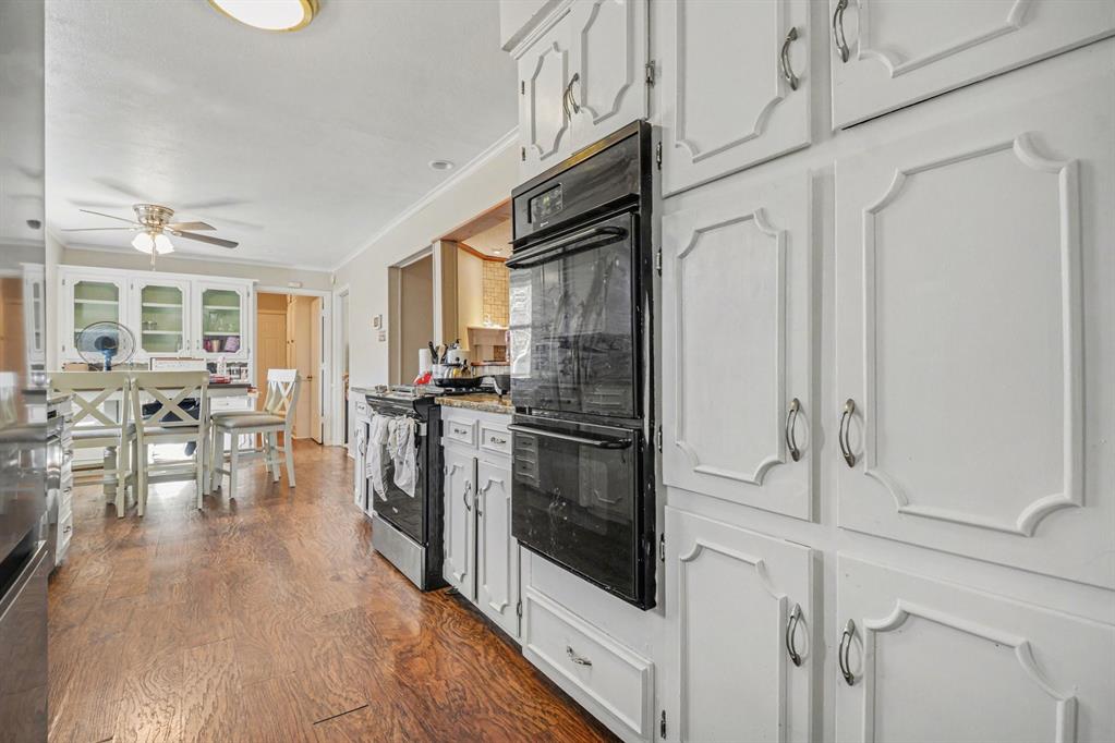 1601 Lexington Drive